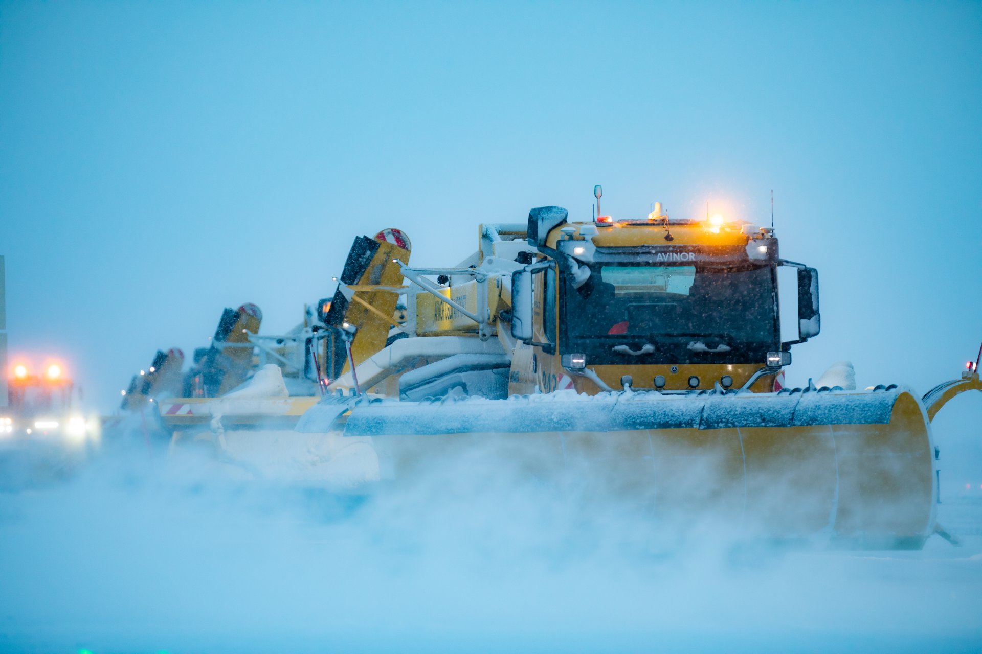 Avinor Deploys Autonomous Ramp Sweepers for Winter Snow Clearing at Oslo Airport
